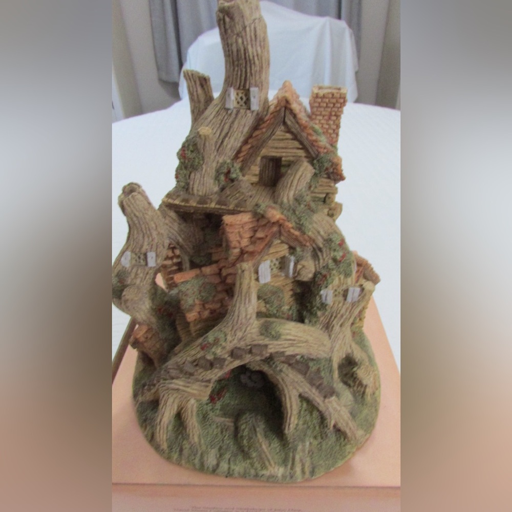 David Winter – Wood Cutter’s Cottage